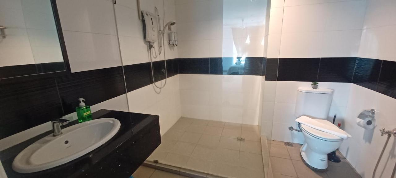Ls Mansion One Apartment จอร์จทาวน์ ภายนอก รูปภาพ