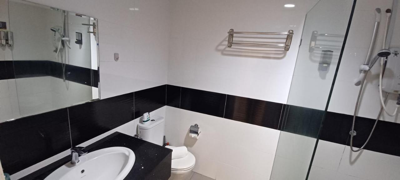 Ls Mansion One Apartment จอร์จทาวน์ ภายนอก รูปภาพ